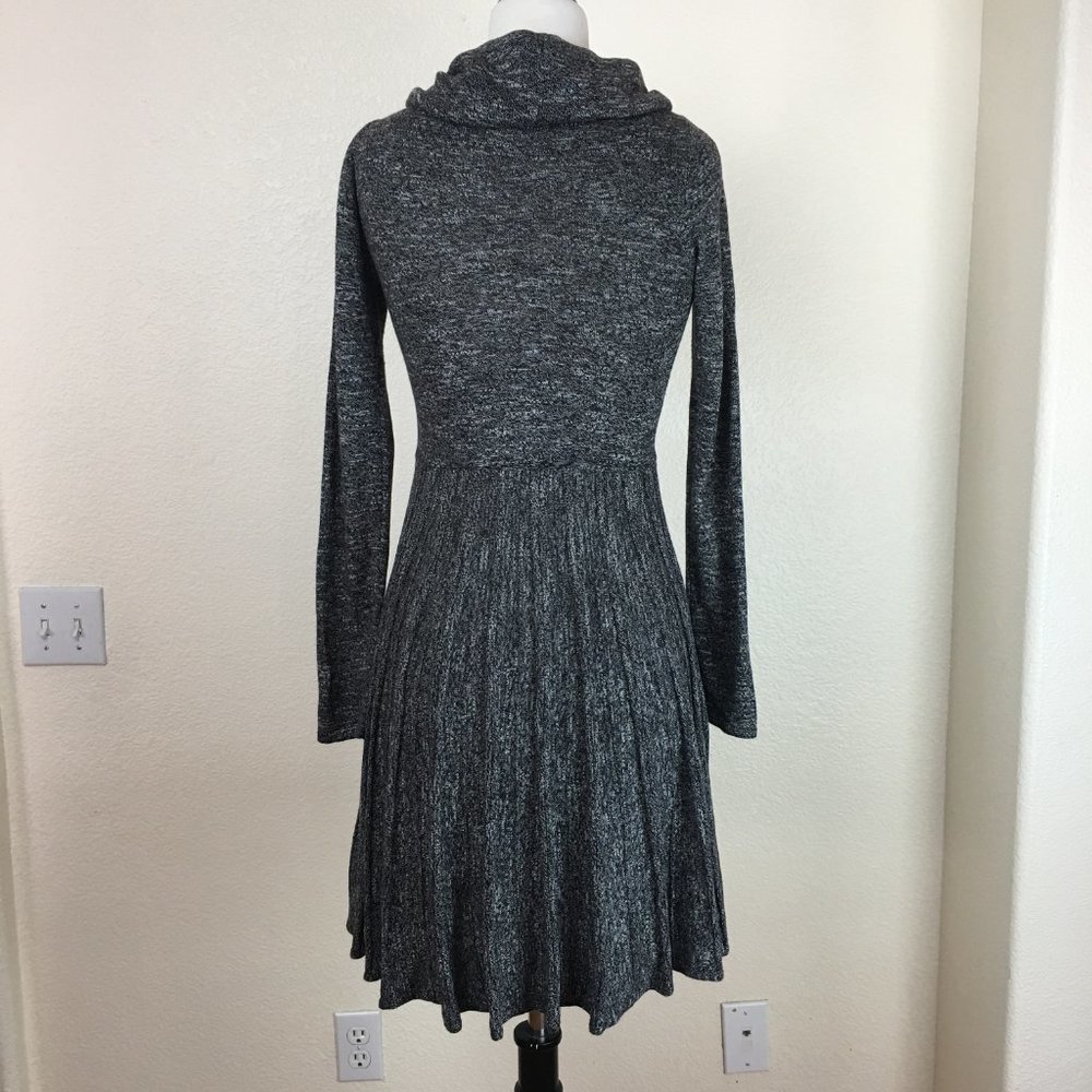 Max Studio - Picture 5 of 8